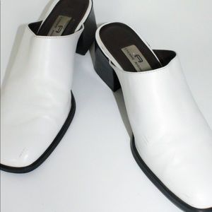 Vintage Etienne Aigner Mules